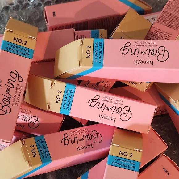 Benefit - Boi‑Ing Hydrating Concealer – Shade #2 Medium - Picture 8 of 8